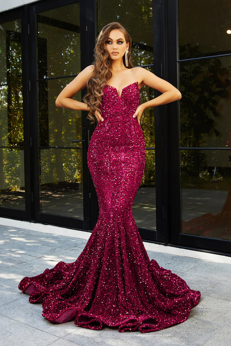 MARLYN SLEEVELESS MERMAID SPARKLE GOWN