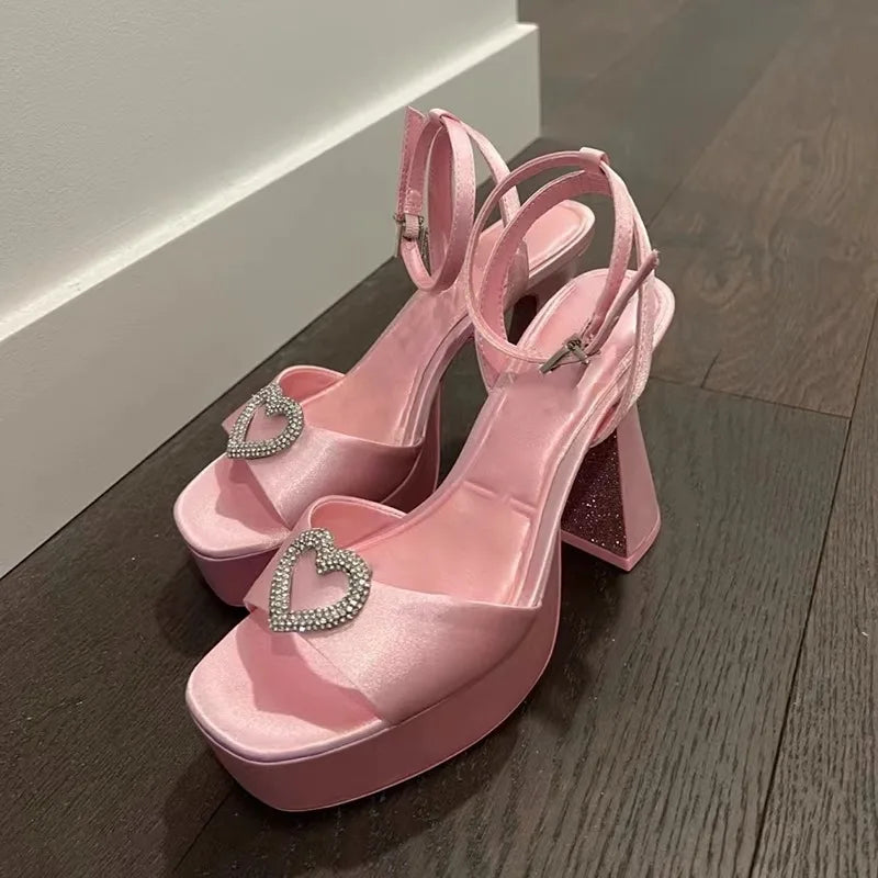 BARBIE PLATFORM